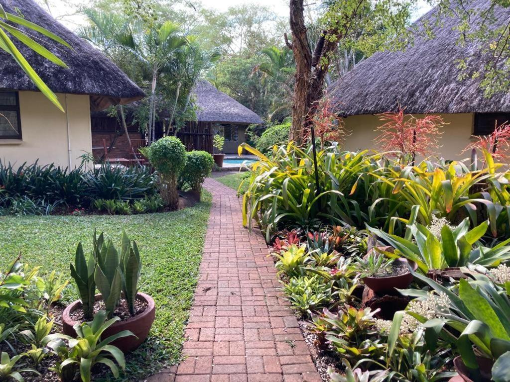 Acasia Guest Lodge Komatipoort Exterior photo